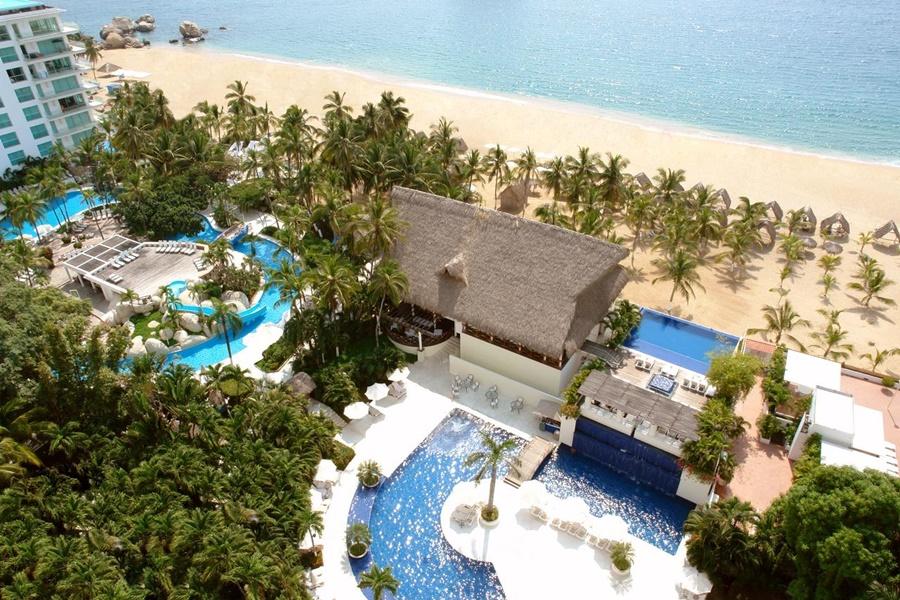Emporio Acapulco Otel Dış mekan fotoğraf Aerial view of the resort