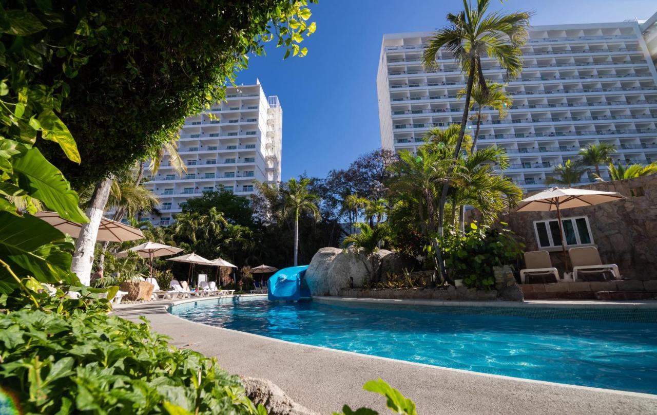 Emporio Acapulco Otel Dış mekan fotoğraf The pool at the Royal Hawaiian Hotel