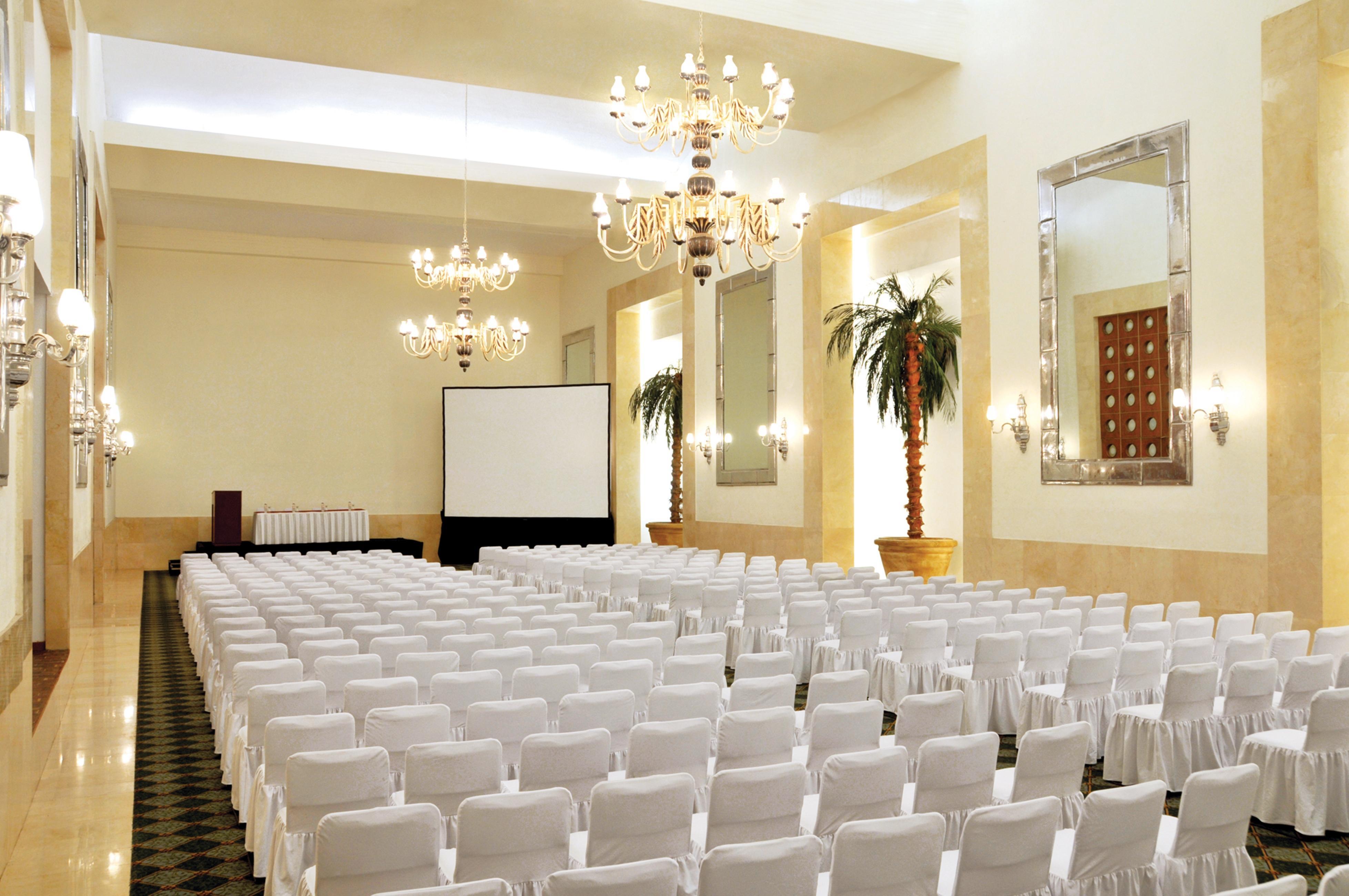 Emporio Acapulco Otel Dış mekan fotoğraf The ballroom